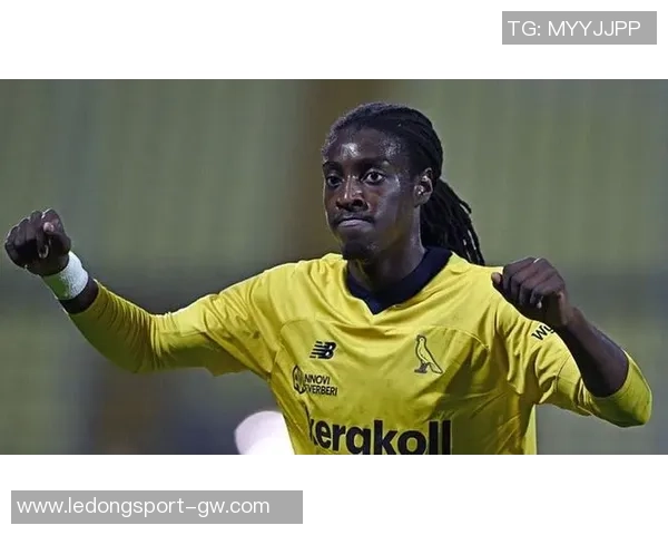 尤文图斯派遣球探考察摩德纳20岁右后卫贝尤库潜力巨大引关注 尤文图斯派遣球探考察摩德纳20岁右后卫贝尤库潜力巨大引关注