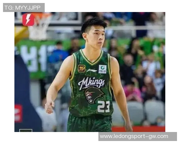 林葳分享个人成长经历：坚持探索未知领域逐步实现目标的重要性